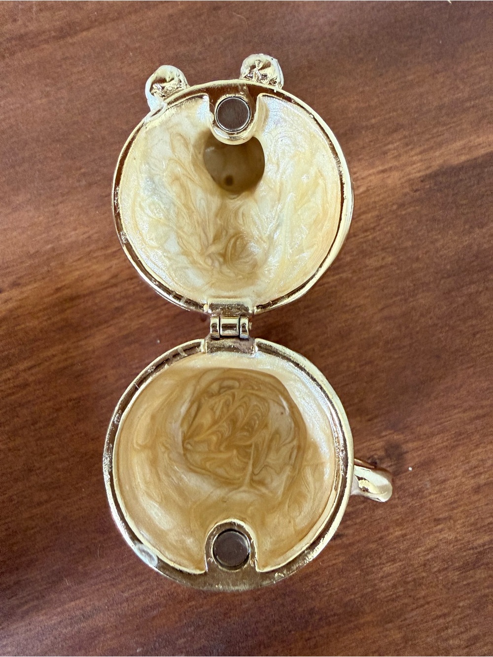 Gold and Cream Puppy on a Teacup Jewelry Trinket Box with Rhinestones Accents - Picture 8 of 12